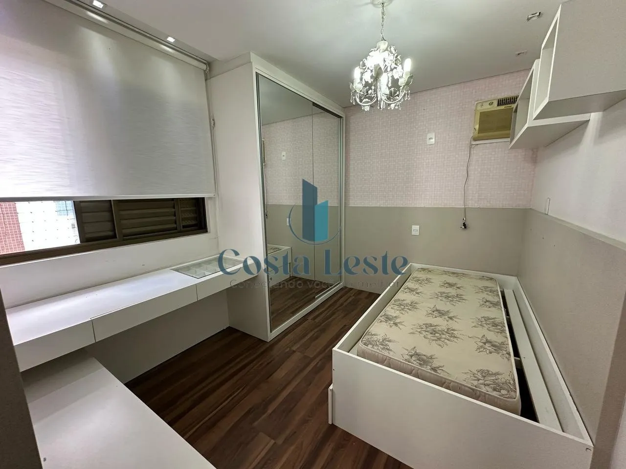 Furnished apartment, 142 m², with a grill on the balcony — photo 21