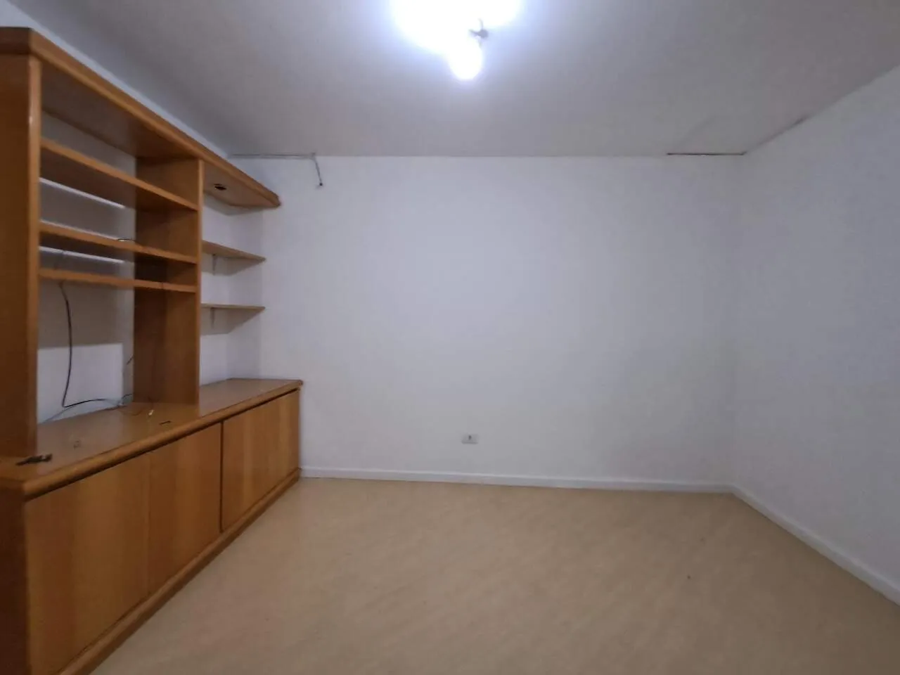 Будинок 138 м² з пральною машиною та балконом із грилем — photo 16