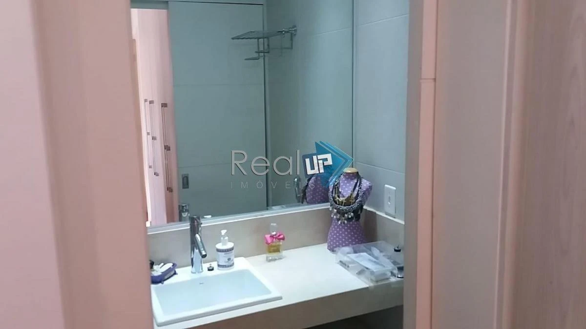 Cobertura triplex com 4 dormitórios e 6 banheiros — photo 15
