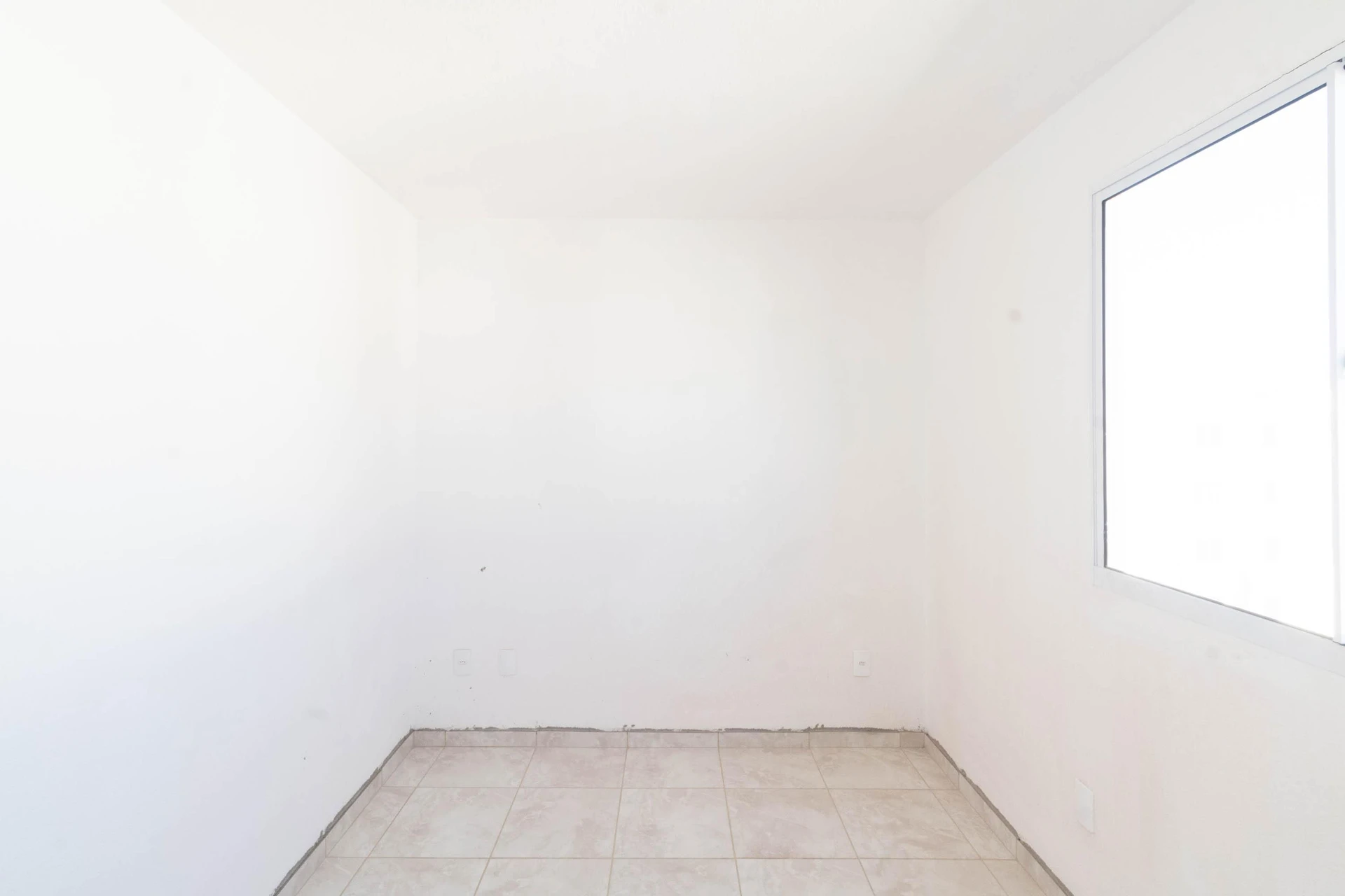 Apartamento de 2 dormitorios y baño con ducha de vidrio — photo 37