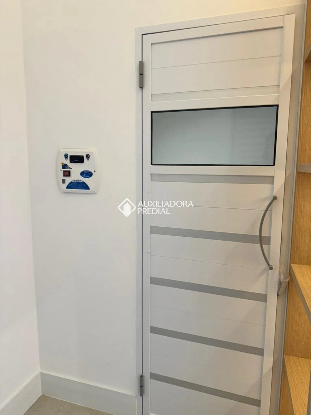 Apartamento mobiliado de 1 quarto em condomínio com academia — photo 17