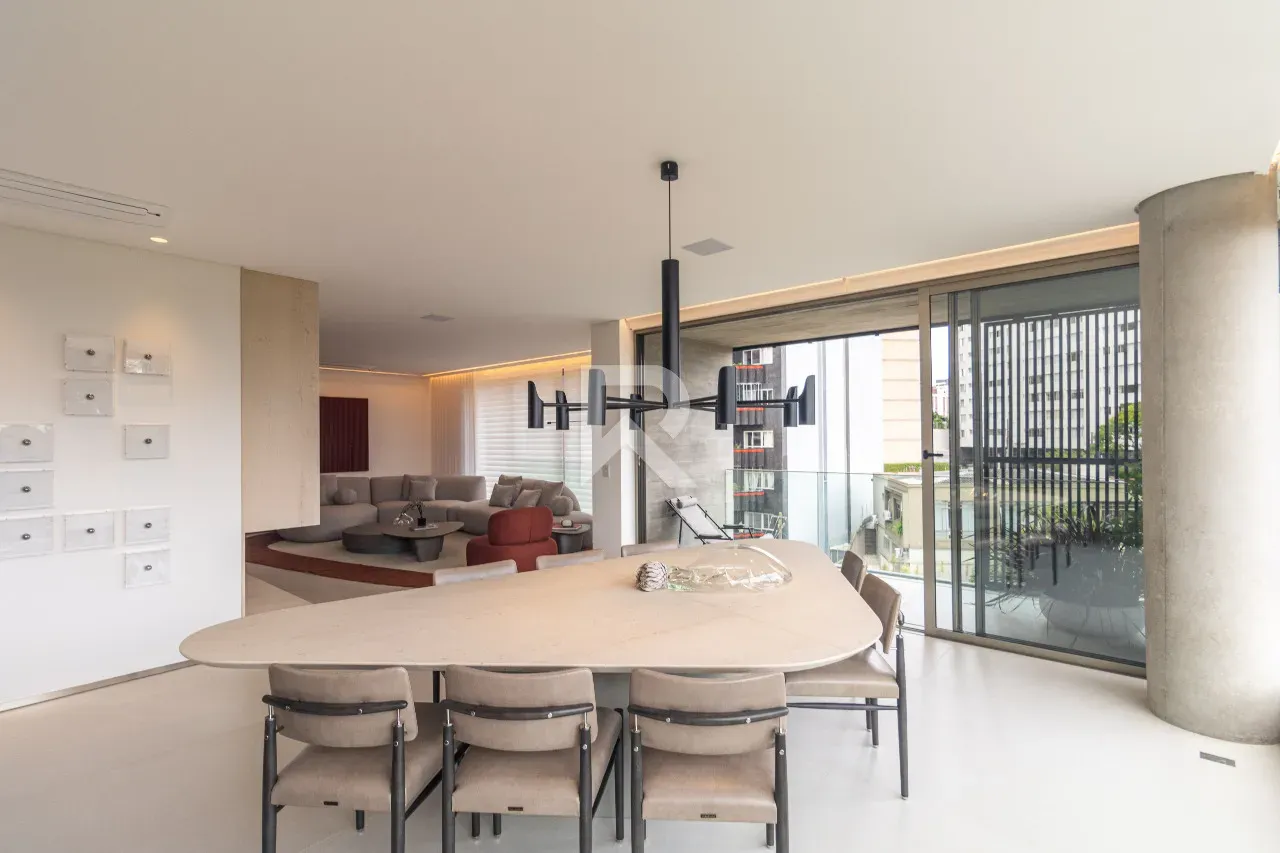 Apartment with 3 en-suite bedrooms and open kitchen — photo 9