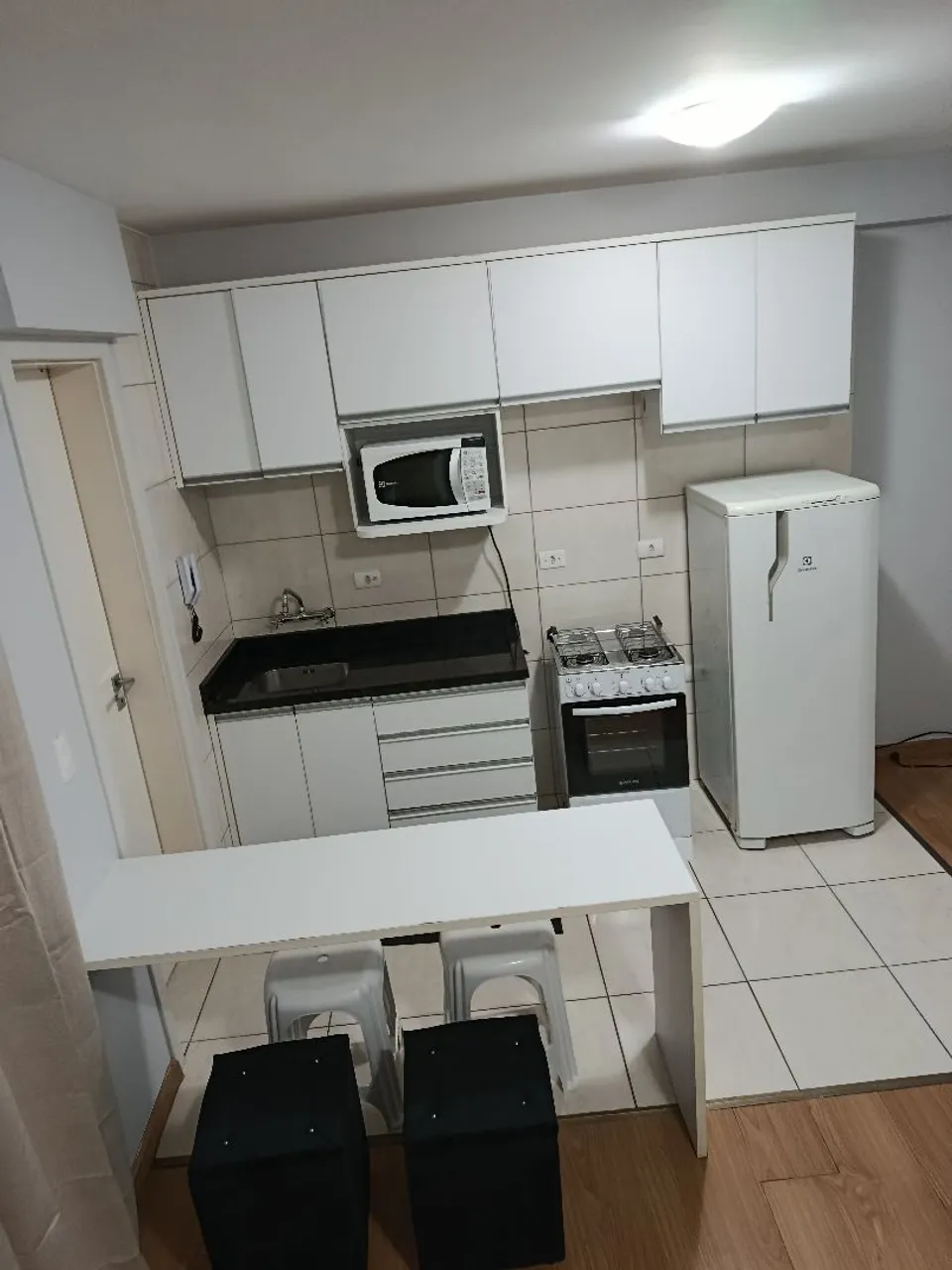 Furnished studio, 30 m², with a home office