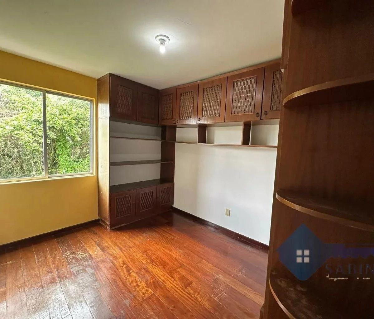 Деревянный пол или ламинат и 1 спальня: квартира 63 м² — photo 5