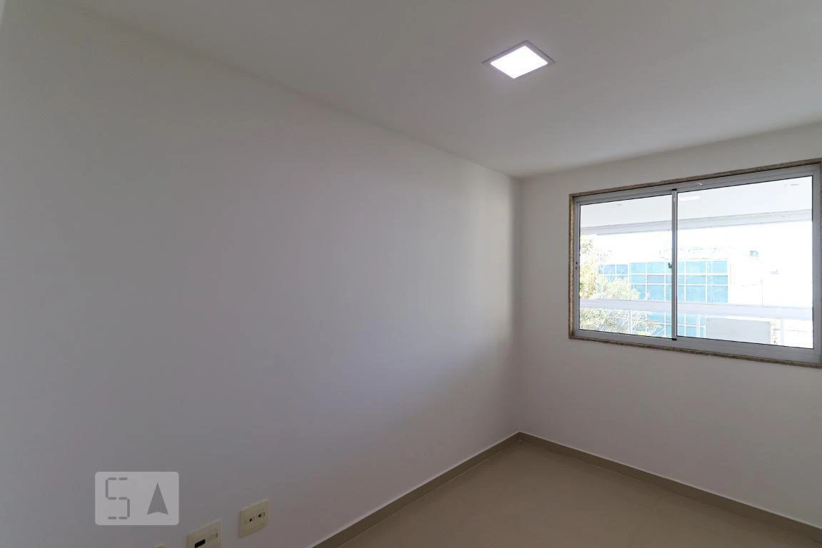 Rental apartment with 3 bedrooms and 1 en-suite bath — photo 15