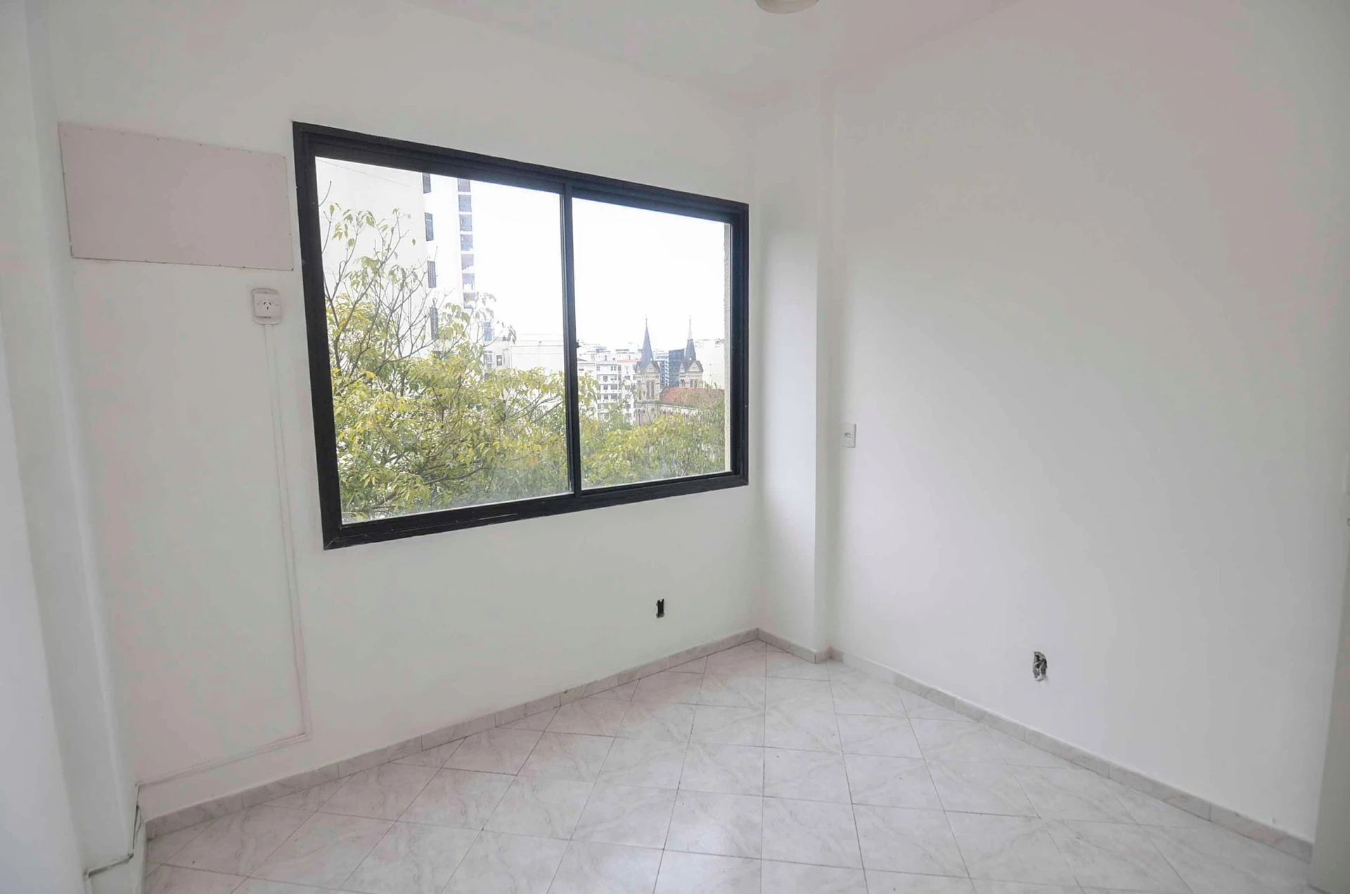 Квартира: 3 спальні, 90 м² — photo 21