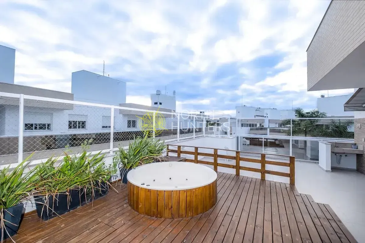 Мебльована квартира з відкритою кухнею 299 м² — photo 36