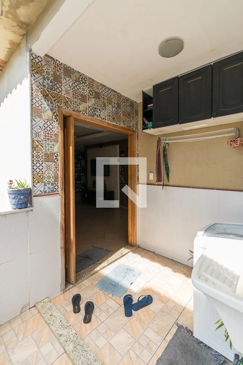 Furnished 227 m² house with a private garden — photo 54