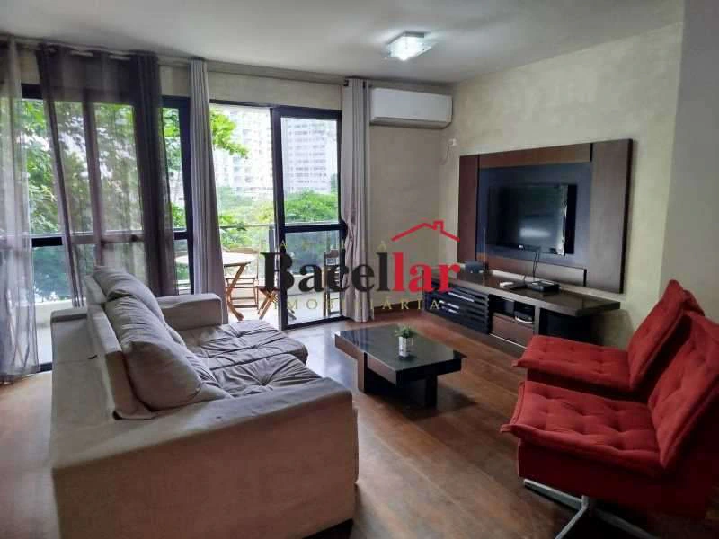 2-bedroom apartment with 4 bathrooms and 180 m² — photo 9