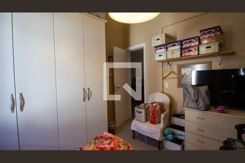 235 m² house with 4 bedrooms and a gas open-plan kitchen — photo 8