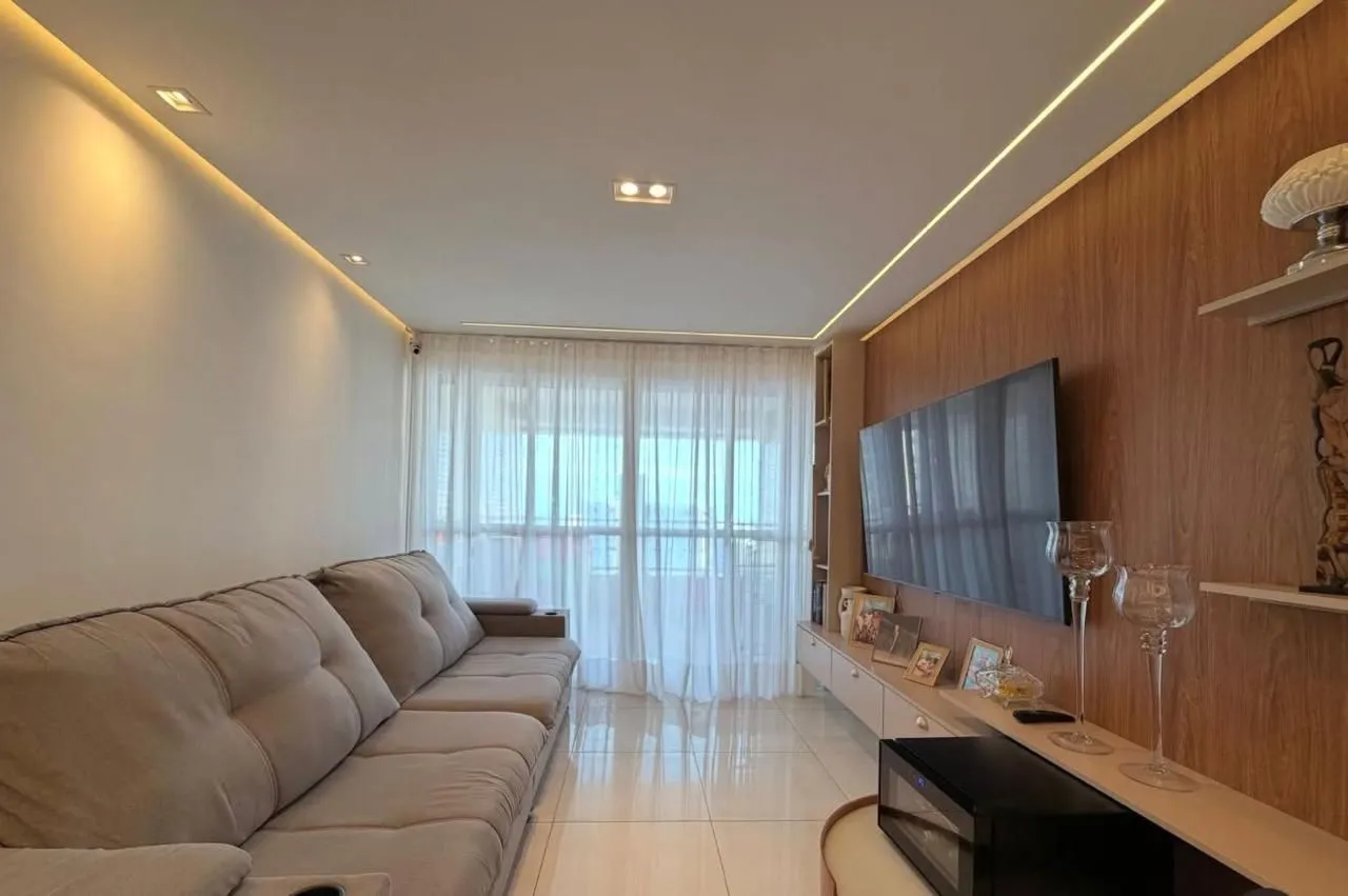 Квартира 120 м² з гардеробною та робочим місцем — photo 6