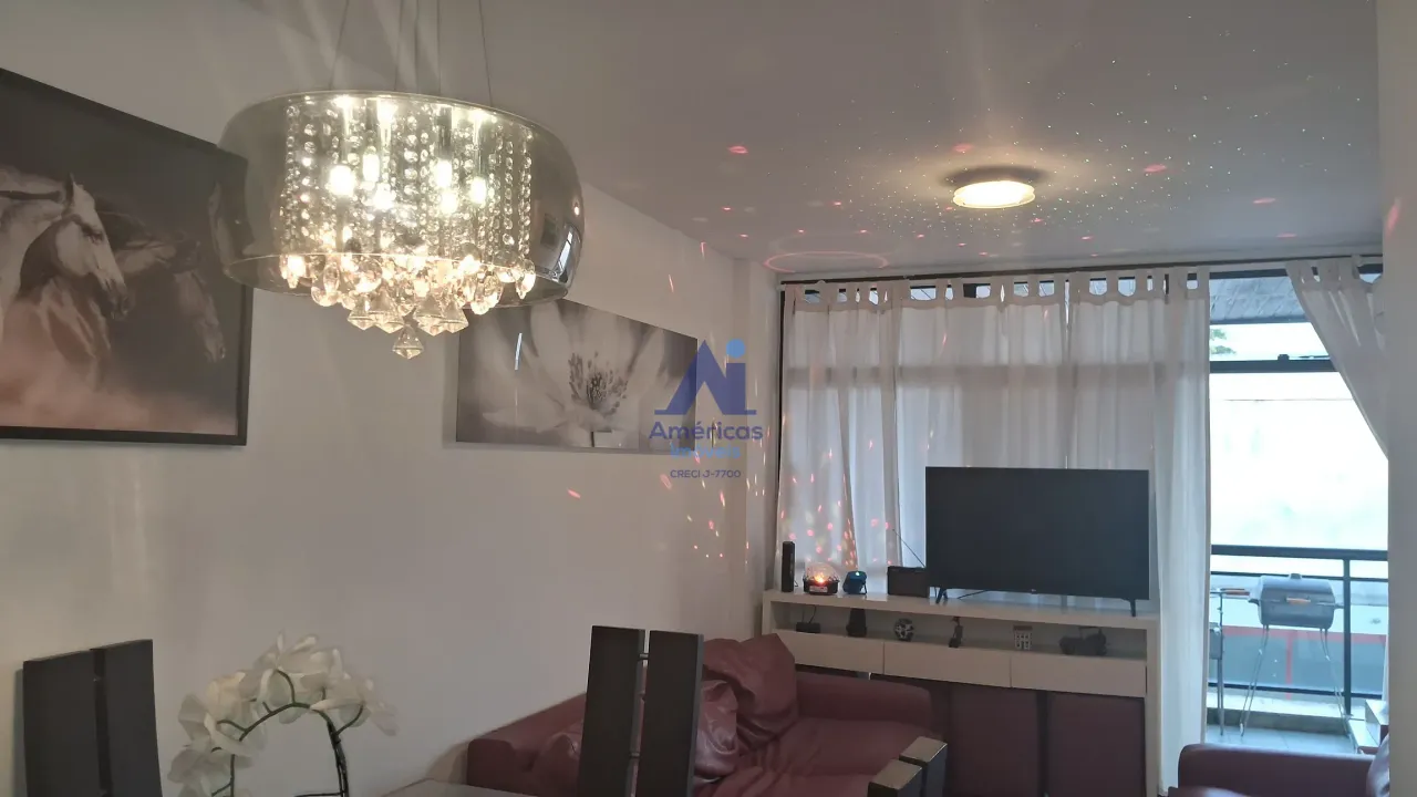 Apartamento com 3 quartos e cozinha em ambiente fechado — photo 14