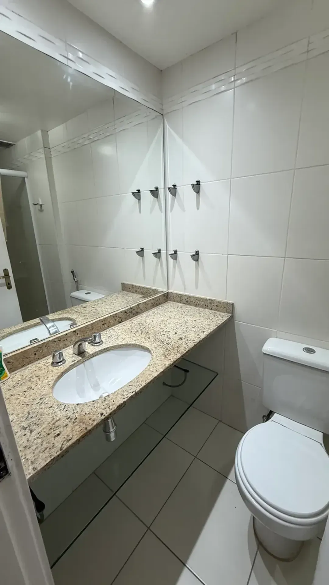 Glass-enclosed balcony in a 3-bedroom apartment, 93 m² — photo 10