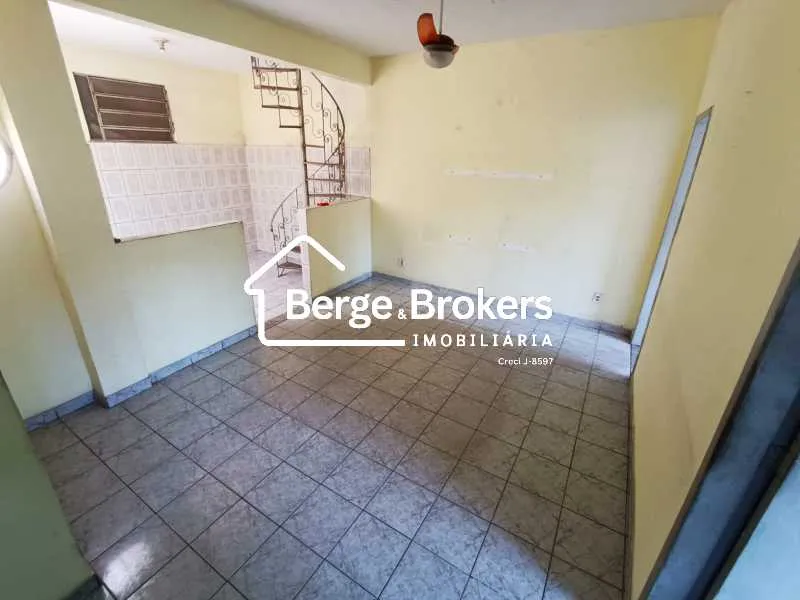Residential house with a separate kitchen and 2 bedrooms — photo 15