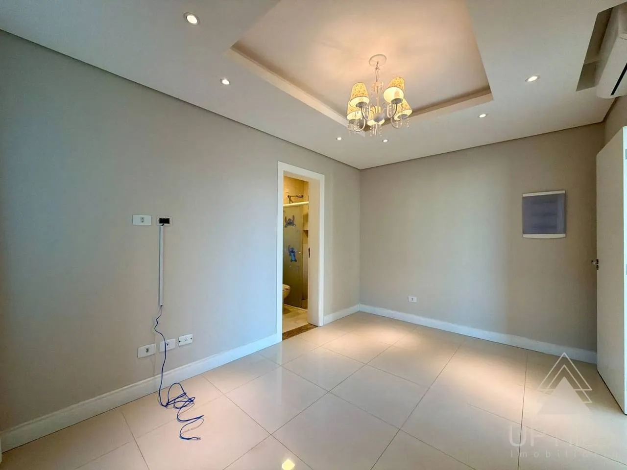 Casa com 3 suítes e cozinha aberta com fogão a gás — photo 36