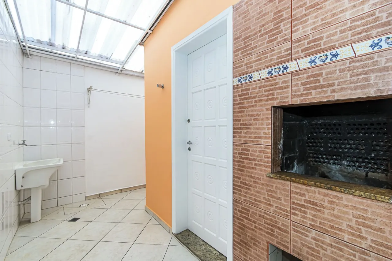 Casa con 4 dormitorios, 1 suite y barbacoa privada — photo 11