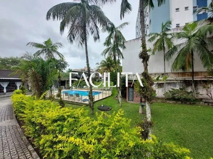 Casa com 7 quartos e jardim privativo — photo 2