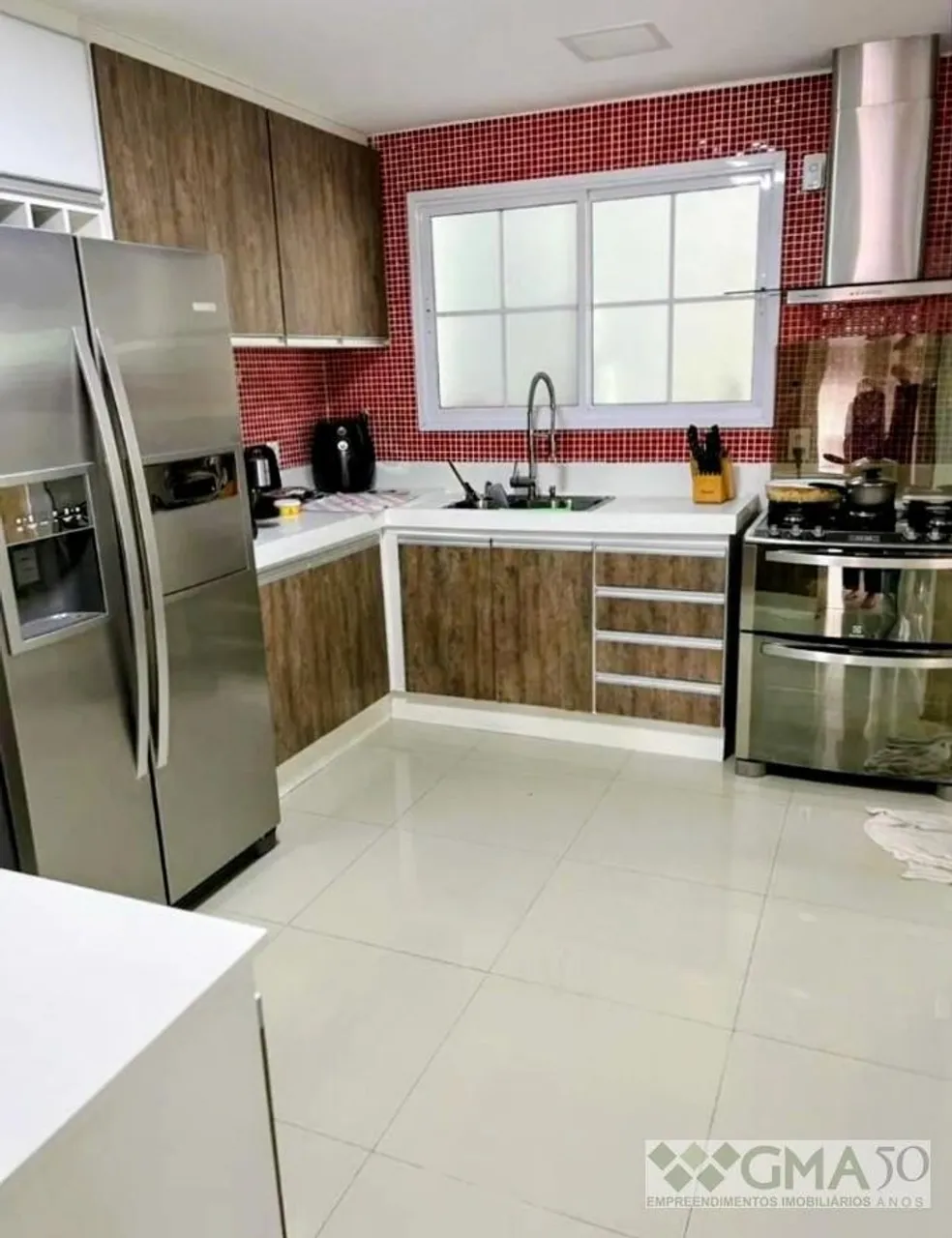 Casa mobiliada com cozinha integrada e 4 quartos — photo 9