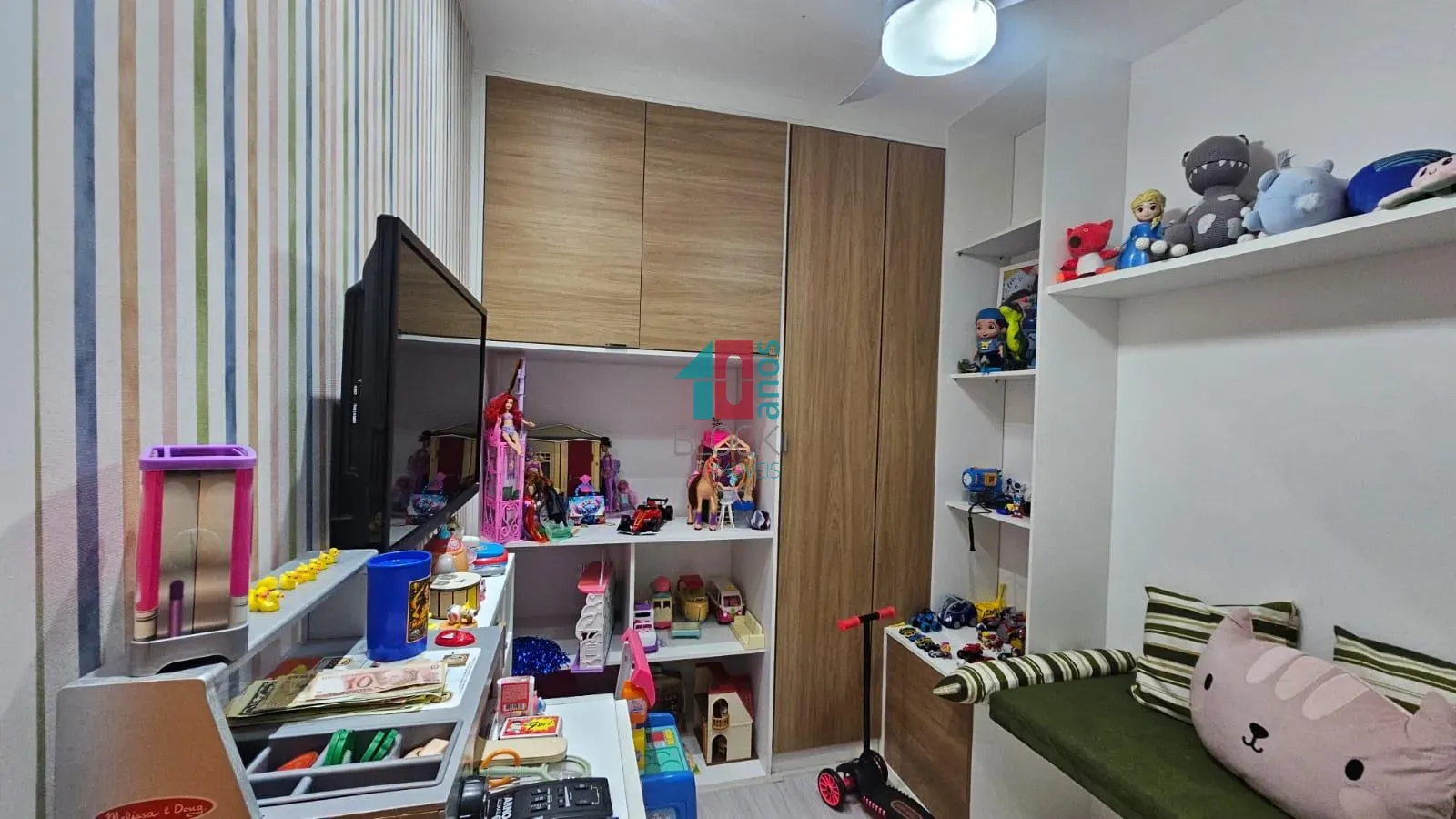 Apartamento mobiliado, 147 m², com janelas do piso ao teto — photo 36