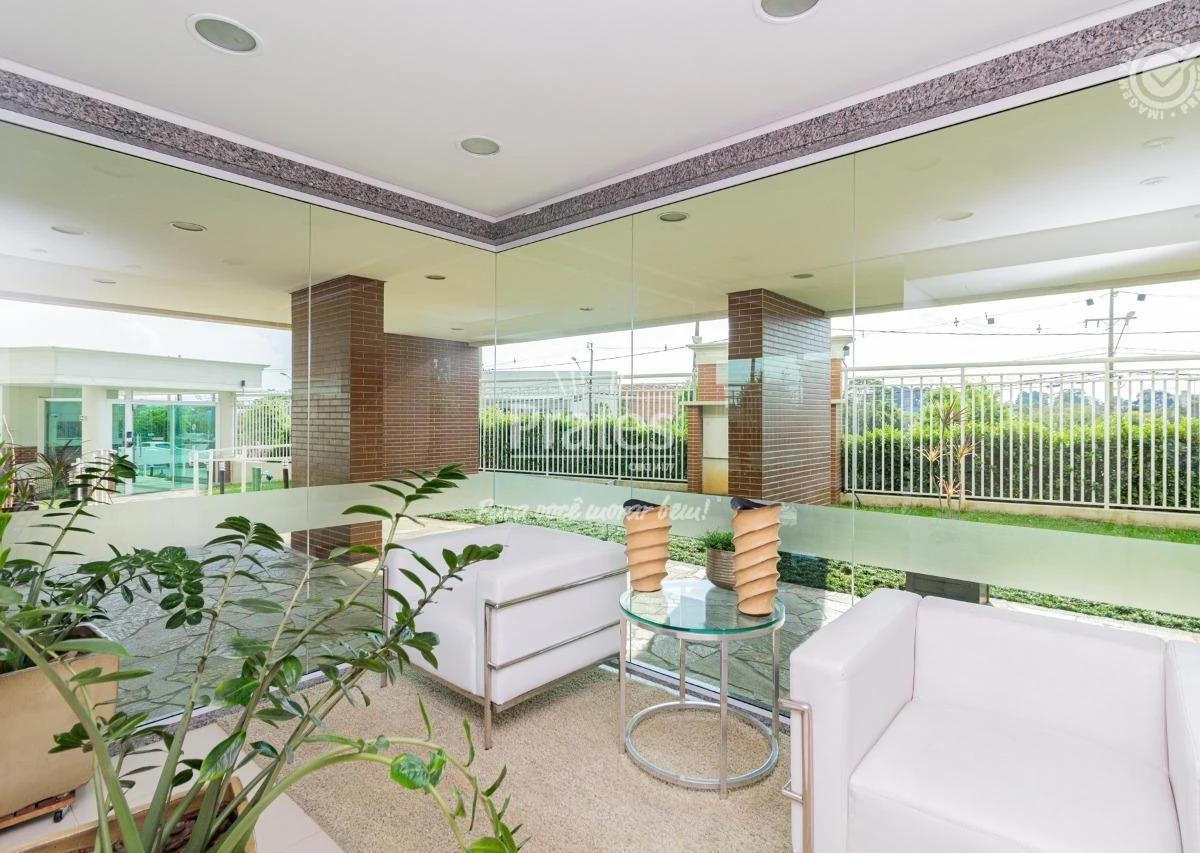 2-bedroom apartment with a home office in Curitiba — photo 9