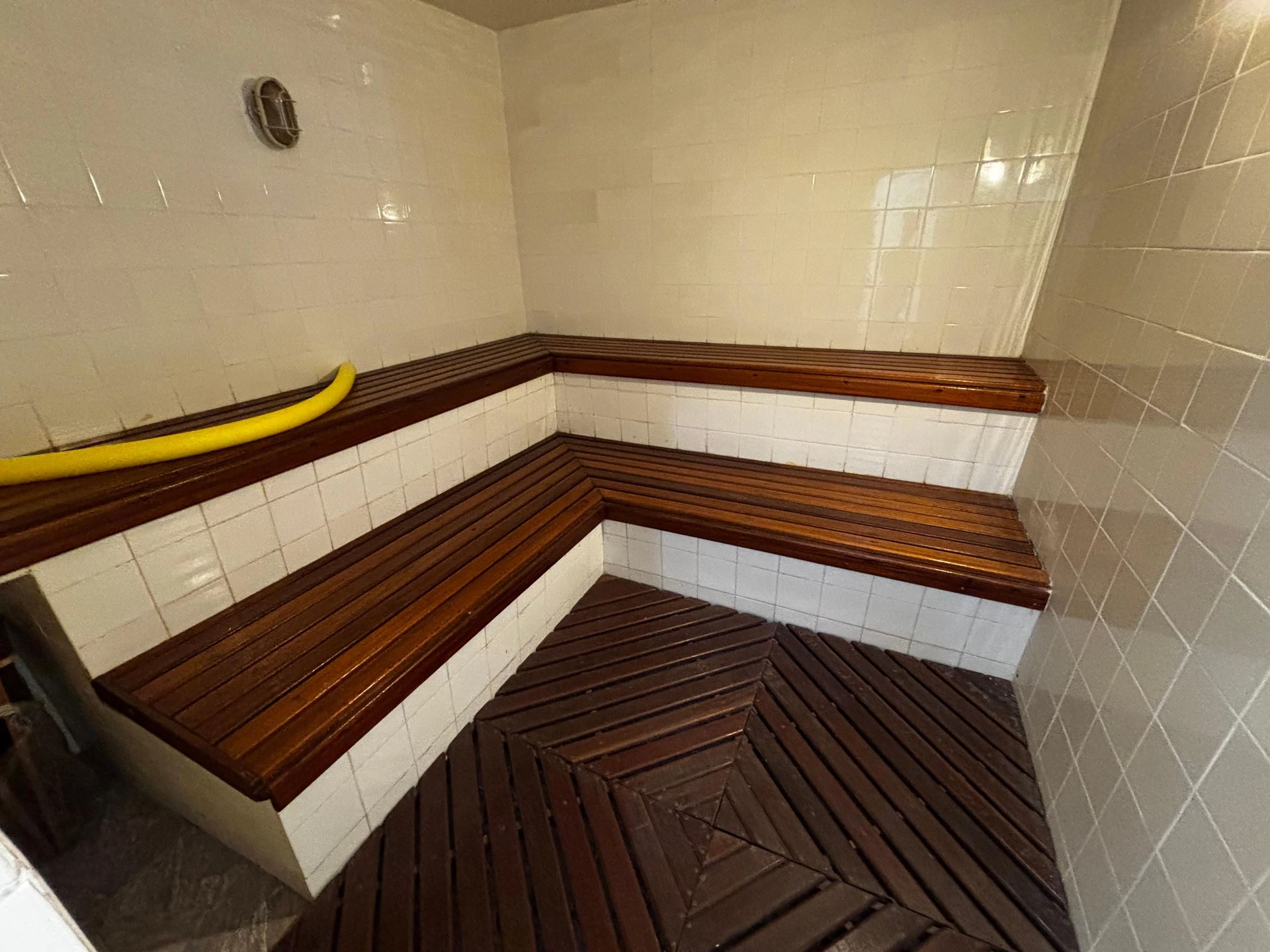 Джакузі та 3 спальні: квартира 153 м² — photo 48