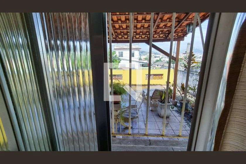 Дом 360 м² с 4 спальнями и частным садом — photo 26