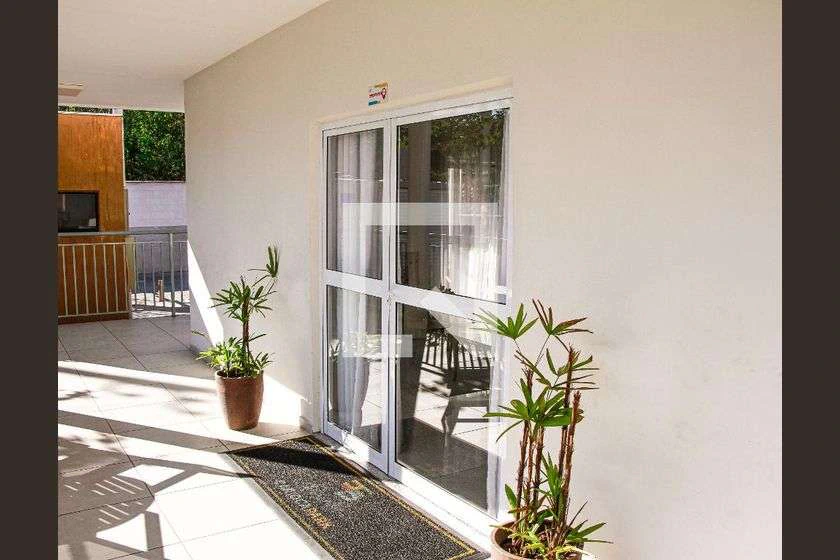 45 m² apartment with balcony and 2 bedrooms — photo 2