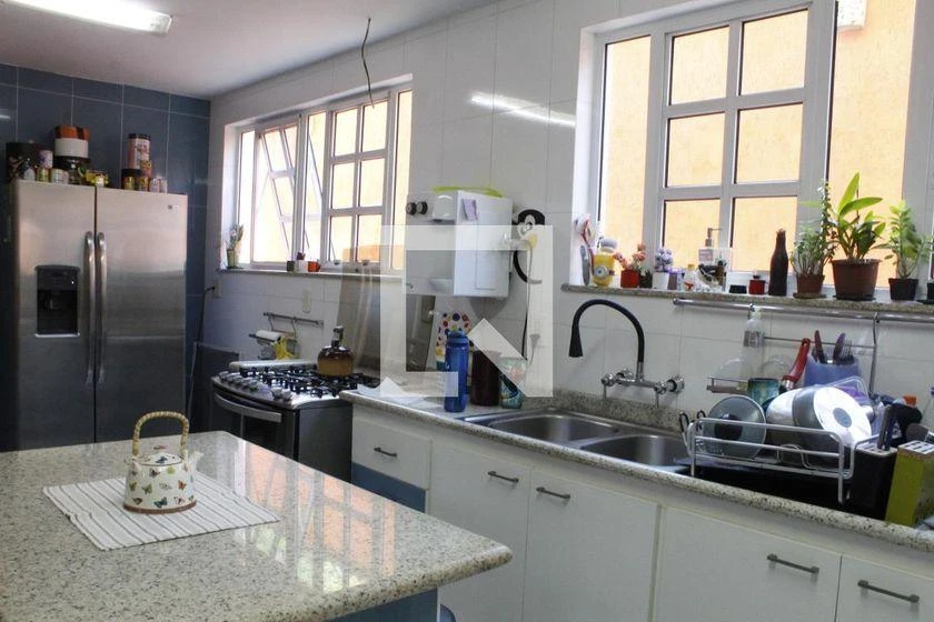 4-bedroom house with a mountain view in Rio de Janeiro — photo 2