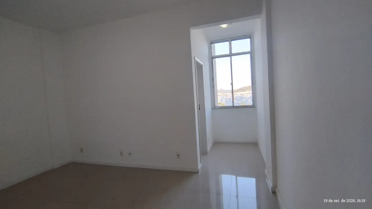 One-bedroom apartment with a water view in Rio de Janeiro — photo 6