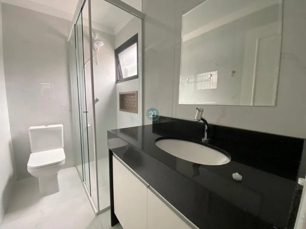 Apartment with open-plan kitchen and 1 bedroom — photo 10
