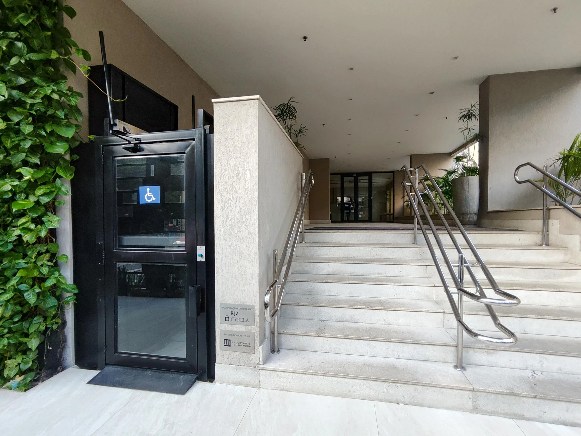 3-bedroom apartment with a dishwasher — photo 44
