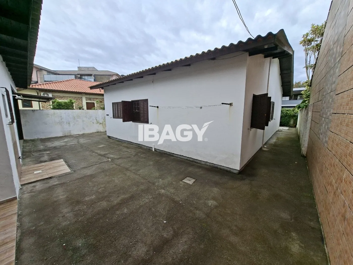 4-bedroom house with a water view in Florianópolis — photo 35