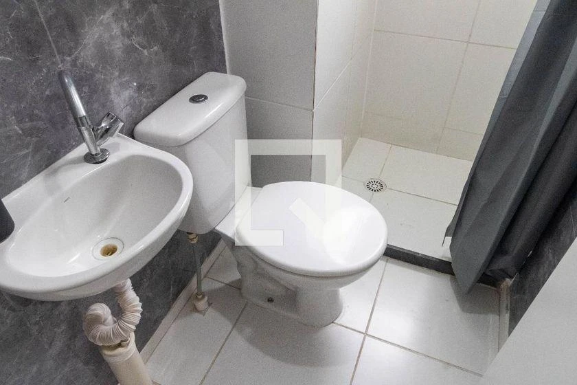Apartamento de 2 quartos em condomínio com piscina — photo 6