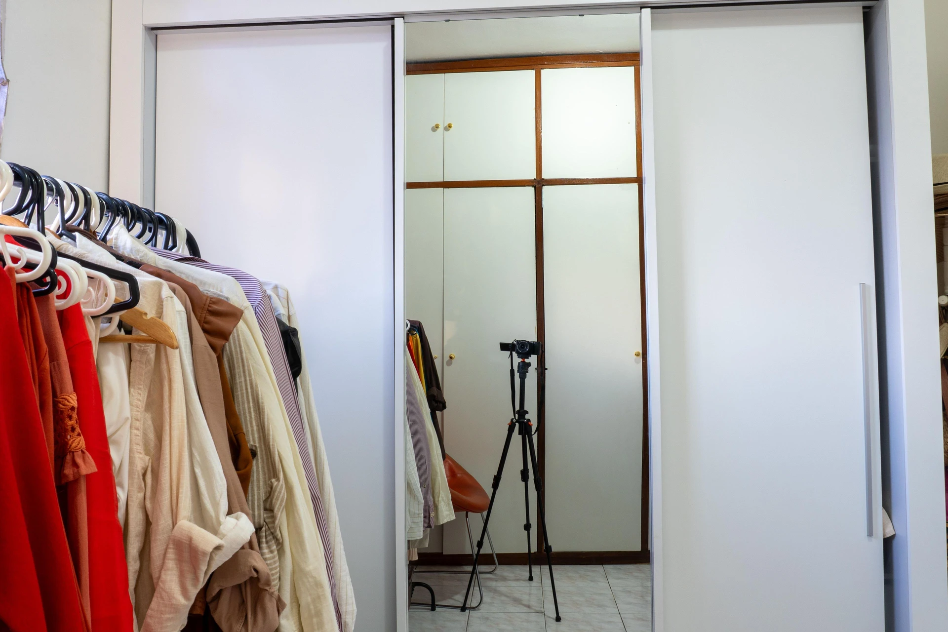 Furnished 3-bedroom apartment with 2 bathrooms — photo 17