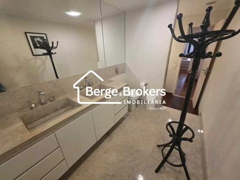 Мебльована квартира 347 м² з 4 спальнями — photo 37