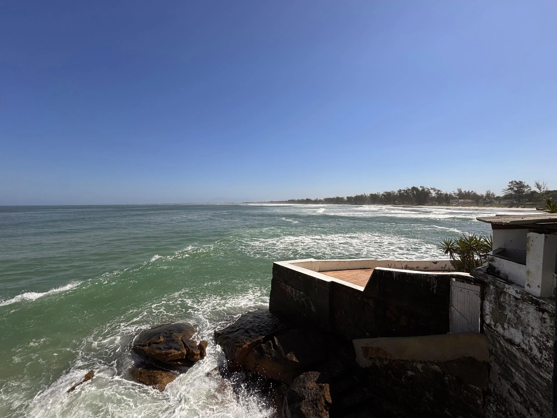 Furnished apartment, 27 m², with a water view — photo 3