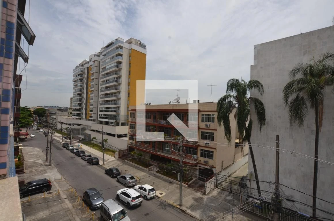 Apartamento com 2 quartos e cozinha fechada a gás — photo 23