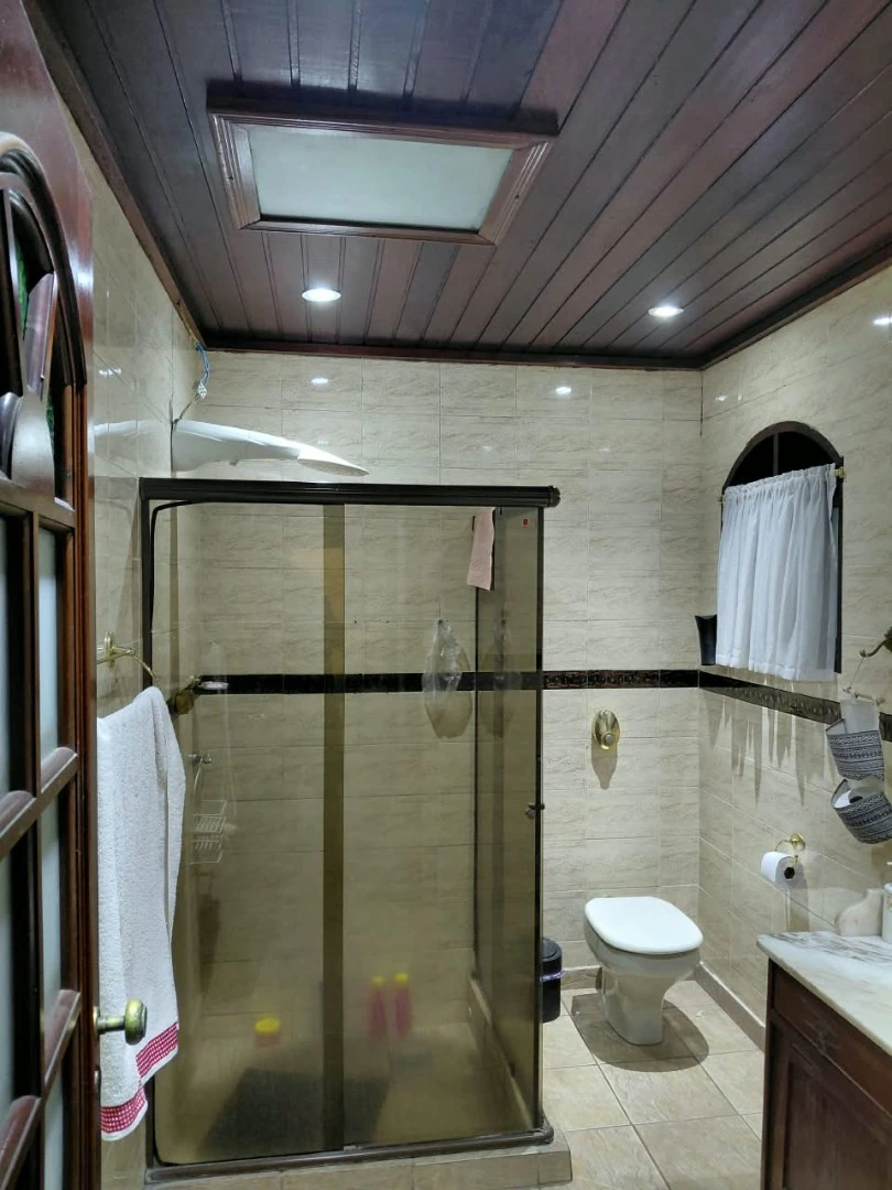 Furnished house with 3 bedrooms, 360 m² and 2 parking spots — photo 16