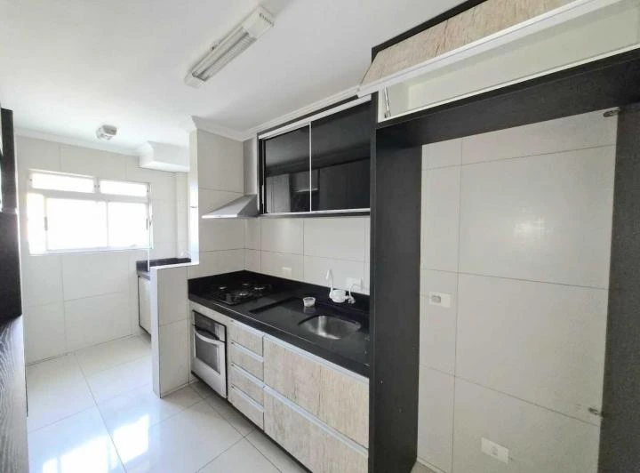 Apartment with 1 en-suite bedroom and 2 bathrooms — photo 2