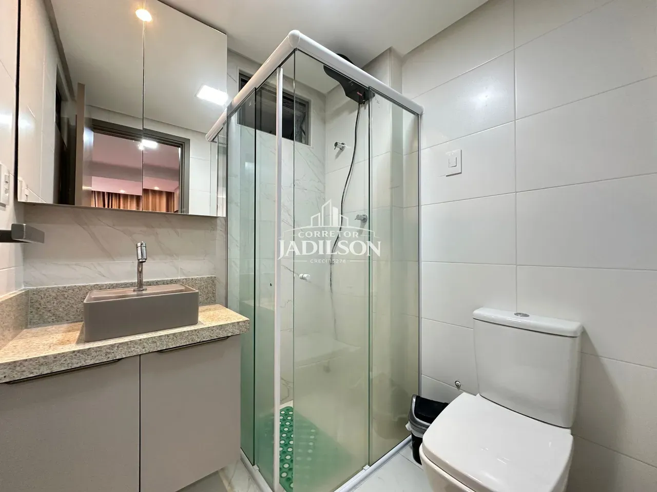 Ванна та 2 спальні: квартира 70 м² — photo 22