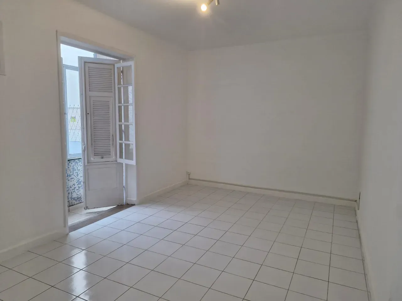 Квартира: 2 спальні, 100 м²