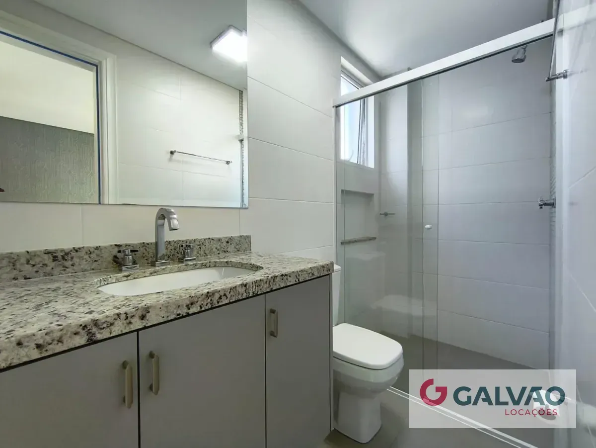 Furnished apartment, 91 m², with floor-to-ceiling windows — photo 29