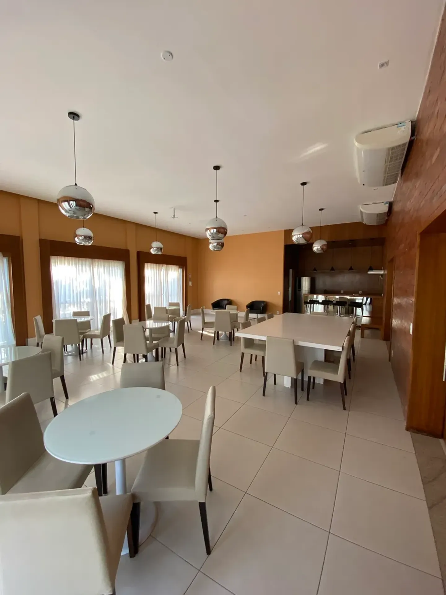 Furnished apartment, 174 m², with a grill on the balcony — photo 20