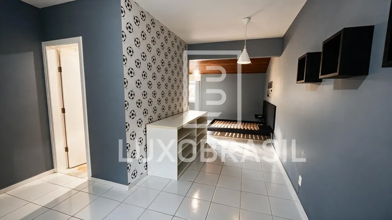 House with 5 bedrooms and balcony with built-in grill — photo 20