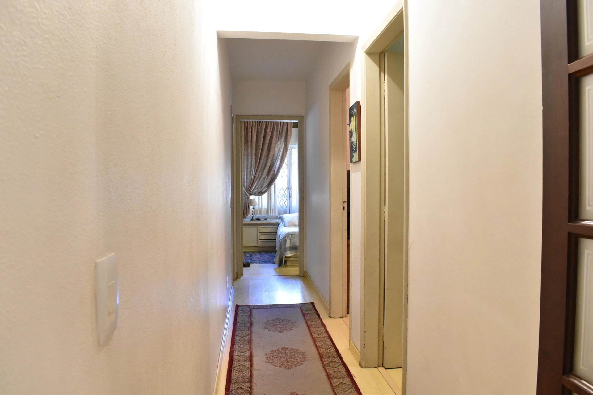 3-bedroom apartment with a bathtub in Curitiba — photo 29