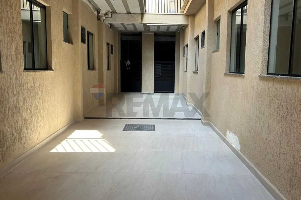 30 m² studio with 1 bedroom and 1 bathroom — photo 6