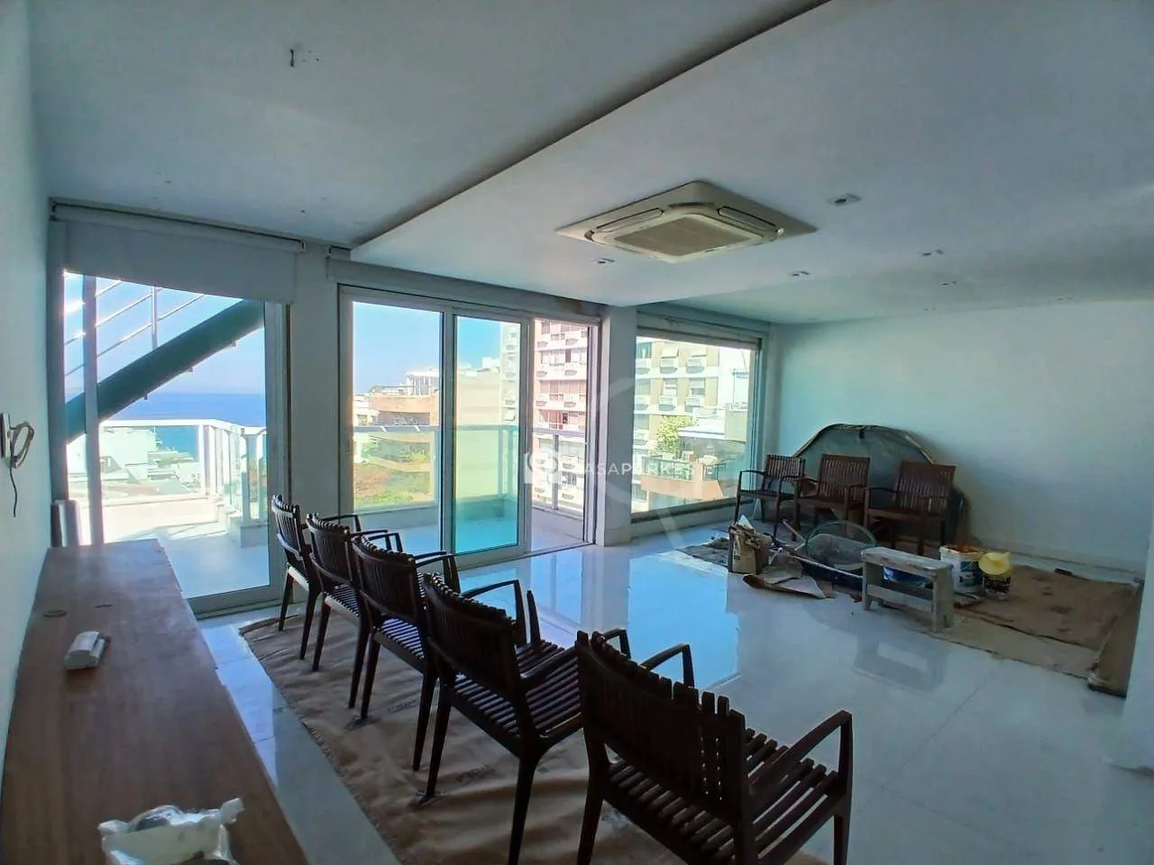 Penthouse with 3 bedrooms and 4 bathrooms — photo 52