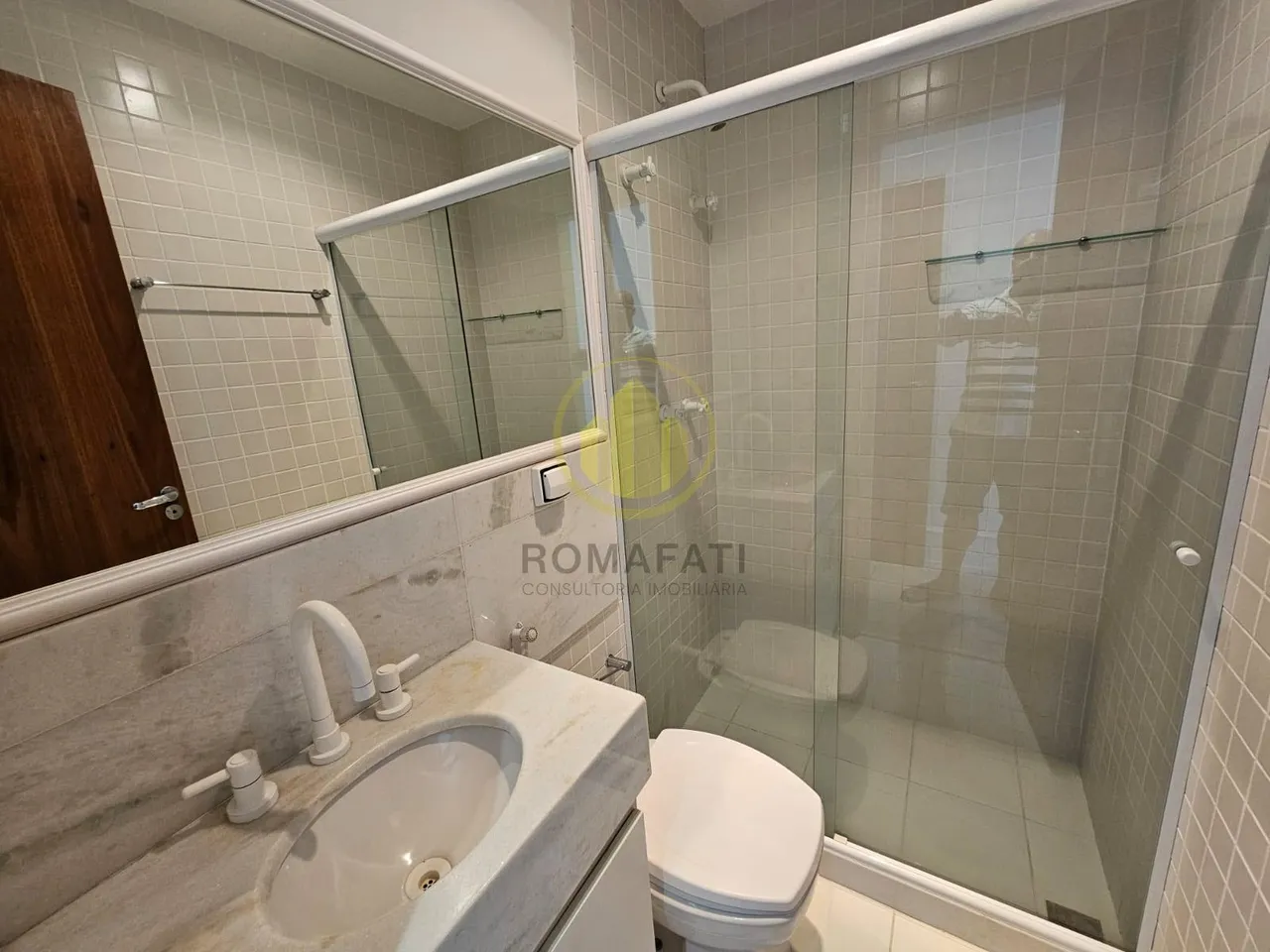Apartamento sem mobília com 3 quartos e 4 banheiros — photo 15