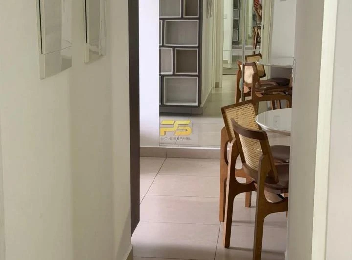 Furnished 58 m² apartment with 2 bedrooms and 2 baths — photo 8