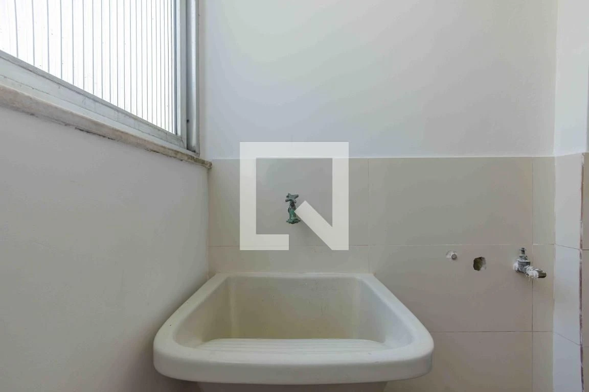 Washing machine in a 2-bedroom apartment, 100 m² — photo 27